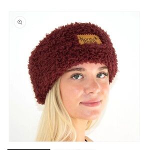 NWT Nordic Beach Head Wrap- Chocolate Cherry